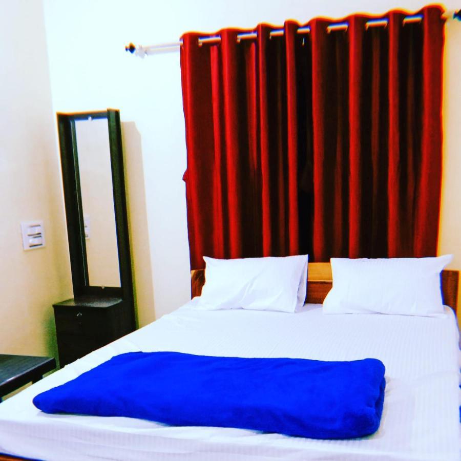 Mungaru Homestay, Talaguppa Sāgar Exteriör bild