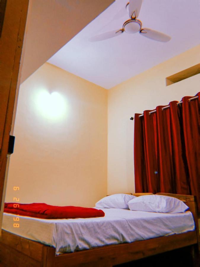 Mungaru Homestay, Talaguppa Sāgar Exteriör bild