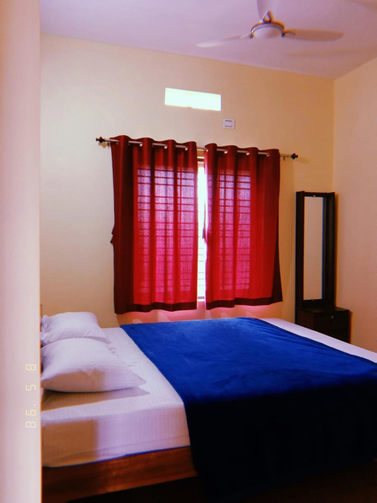 Mungaru Homestay, Talaguppa Sāgar Exteriör bild