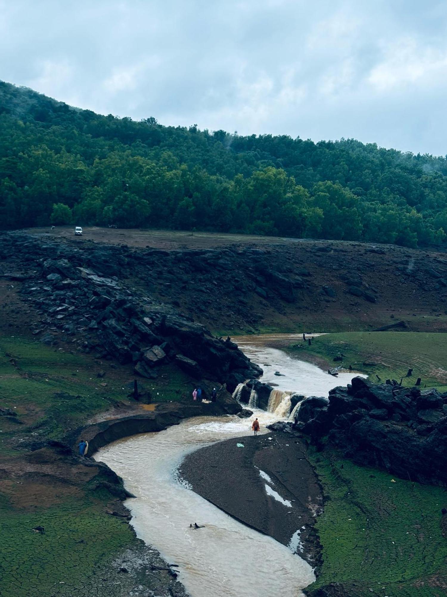Mungaru Homestay, Talaguppa Sāgar Exteriör bild